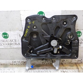 ELEVALUNAS DELANTERO DERECHO 80720JG000 