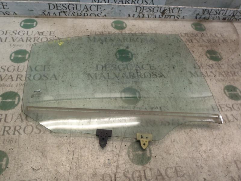 Recambio de cristal puerta trasero derecho para nissan primera berlina (p12) acenta referencia OEM IAM   