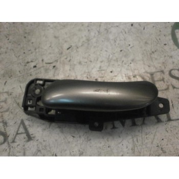 MANETA INTERIOR DELANTERA IZQUIERDA 