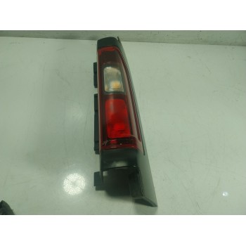 PILOTO TRASERO DERECHO 265504656R 265A14210R 