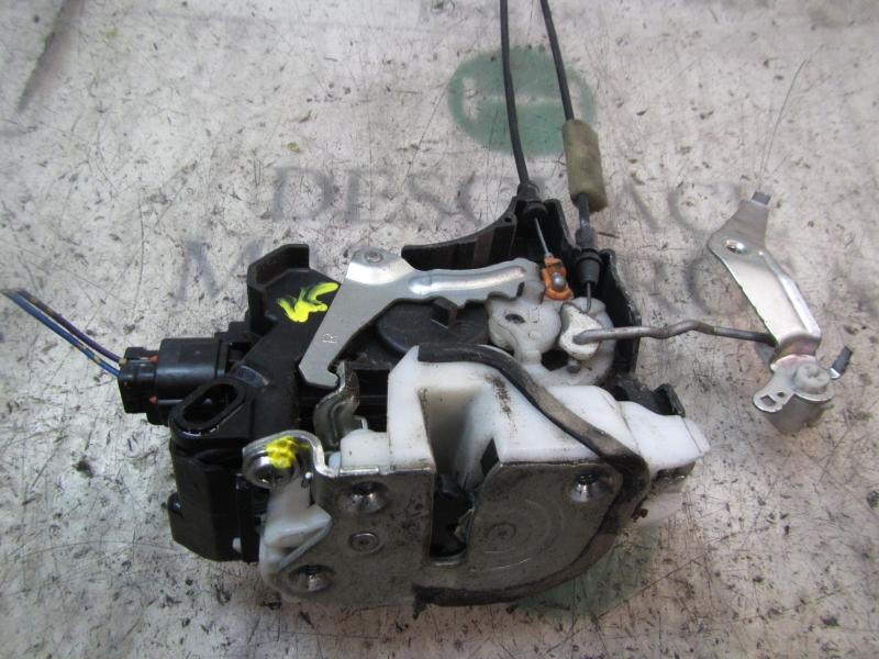 Recambio de cerradura puerta delantera derecha para mitsubishi grandis (na0w) 2.0 di-d cat referencia OEM IAM MN167832  