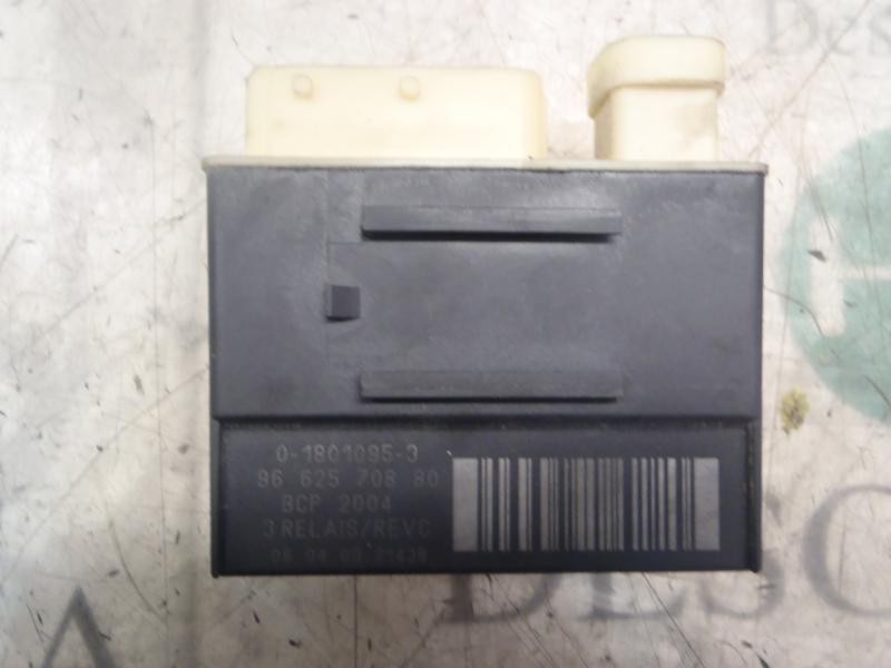 Recambio de caja precalentamiento para peugeot 308 premium referencia OEM IAM   