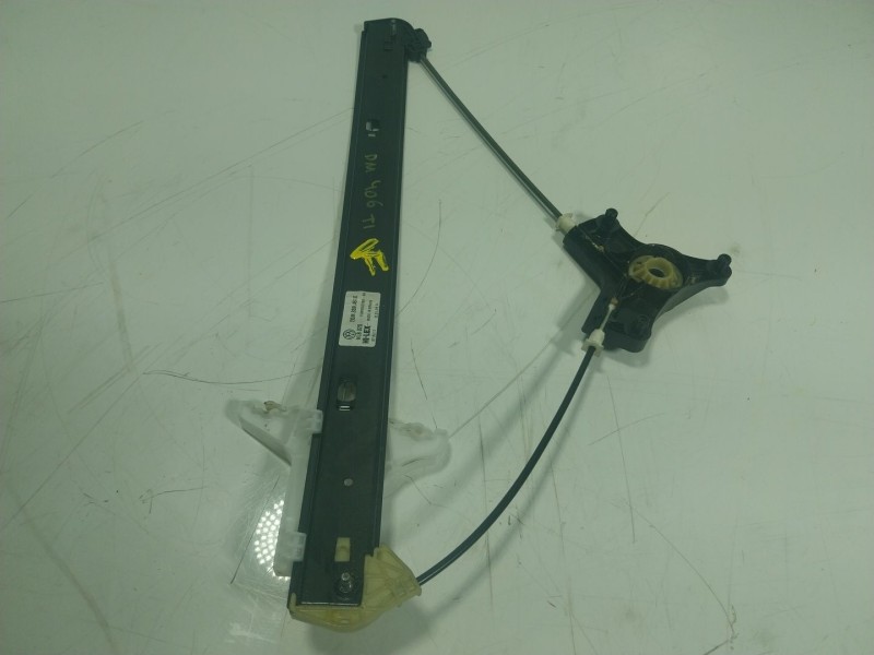 Recambio de elevalunas trasero izquierdo para volkswagen t-cross 1.0 tsi referencia OEM IAM 2GM839461E 2GM839461E 