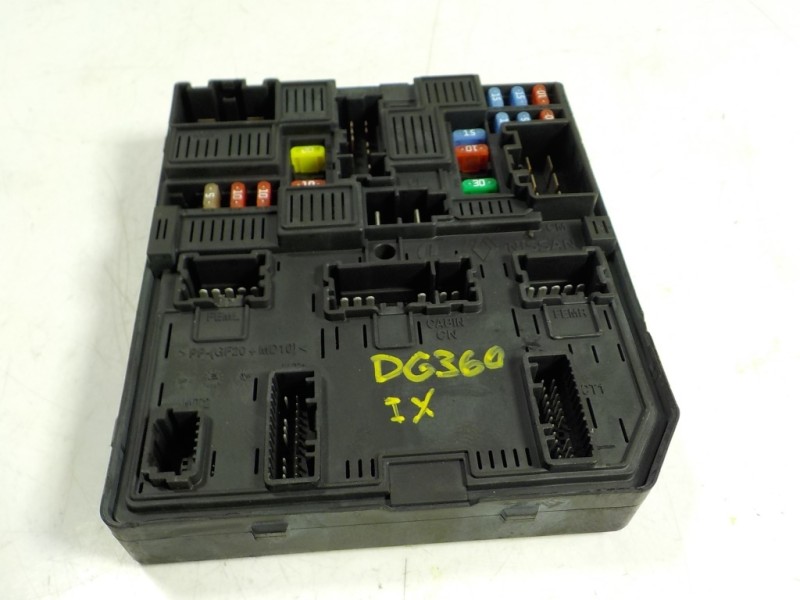 Recambio de caja reles / fusibles para nissan pulsar (c13) 1.5 turbodiesel cat referencia OEM IAM 284B73ZL0A 284B73ZL0A 13340004