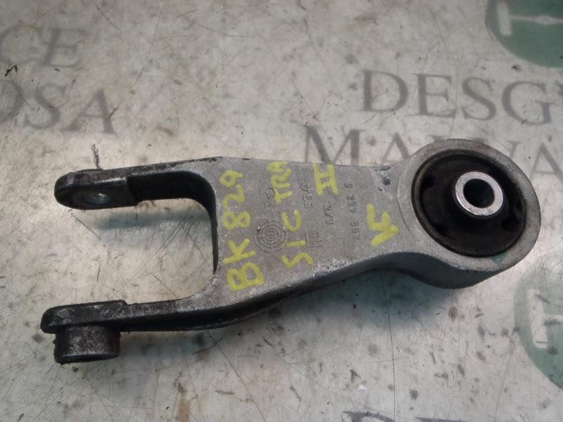 Recambio de soporte cambio para opel tigra twin top sport referencia OEM IAM   