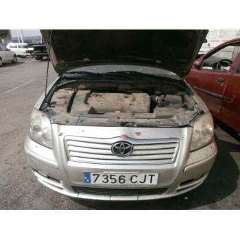 TOYOTA AVENSIS BERLINA (T25)