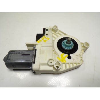 MOTOR ELEVALUNAS DELANTERO IZQUIERDO 4F0959801D 4F0959801D 