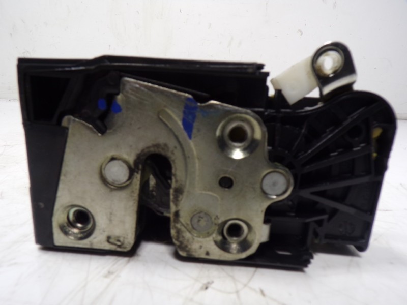 Recambio de cerradura puerta delantera derecha para dacia sandero 1.5 dci diesel fap cat referencia OEM IAM 805026816R 805026816