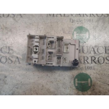 CAJA RELES / FUSIBLES 8273342080 8273342080 2K120396