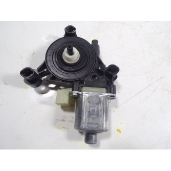 MOTOR ELEVALUNAS TRASERO IZQUIERDO 5Q0959801 5Q0959801 0130822713