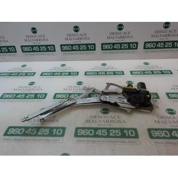 ELEVALUNAS DELANTERO DERECHO 