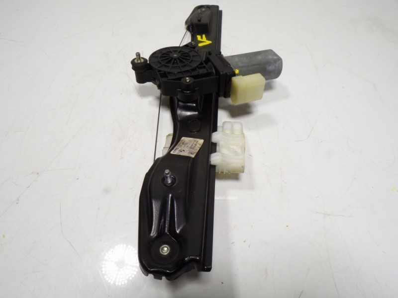 Recambio de elevalunas trasero derecho para bmw serie 3 touring (f31) 320d referencia OEM IAM 51357281888 7351050 67627341564