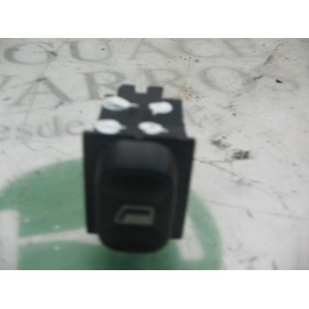 MANDO ELEVALUNAS TRASERO DERECHO 