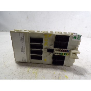 CAJA RELES / FUSIBLES 61359868380 61359366410 