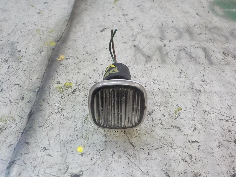 Recambio de piloto lateral derecho para skoda fabia (5j2 ) 1.2 12v referencia OEM IAM 1U0949127B  