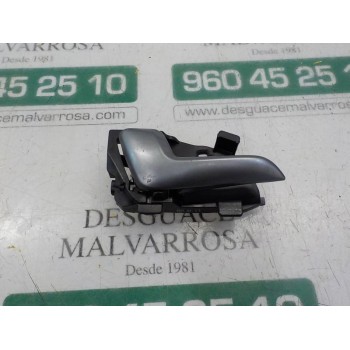 MANETA INTERIOR DELANTERA IZQUIERDA 826101W010 