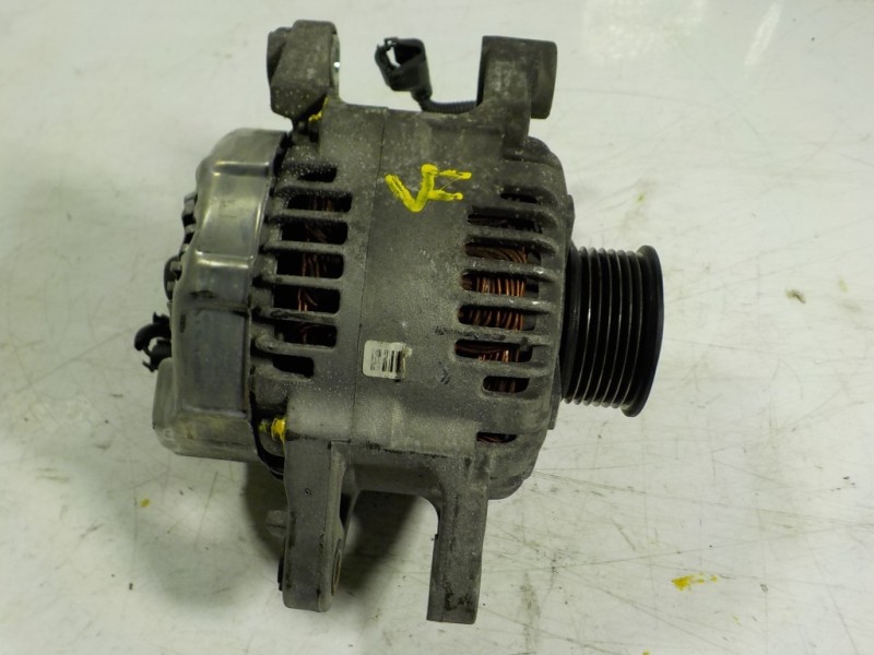 Recambio de alternador para kia sorento 2.5 crdi referencia OEM IAM  373004A300 
