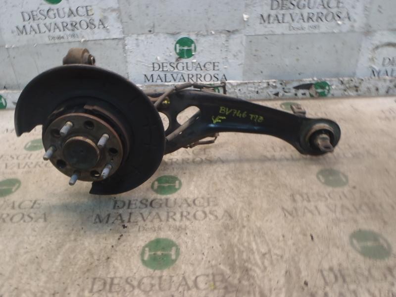 Recambio de mangueta trasera izquierda para kia carens (un) emotion referencia OEM IAM 527101D010  