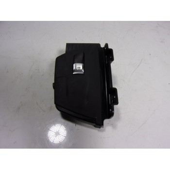 MANDO ELEVALUNAS TRASERO DERECHO 61319299457 51427948528 