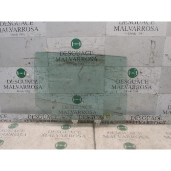 CRISTAL PUERTA TRASERO DERECHO 823000026R 