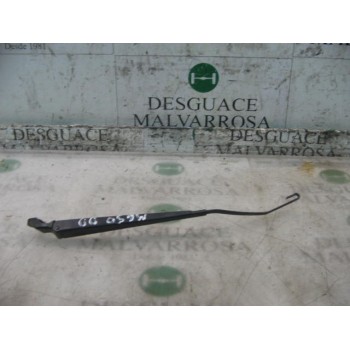 BRAZO LIMPIA DELANTERO DERECHO 