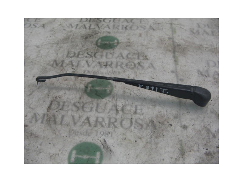 Recambio de brazo limpia trasero para citroën xsara coupe 1.6 sx referencia OEM IAM   