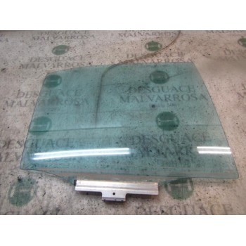 CRISTAL PUERTA TRASERO DERECHO A2107300818 