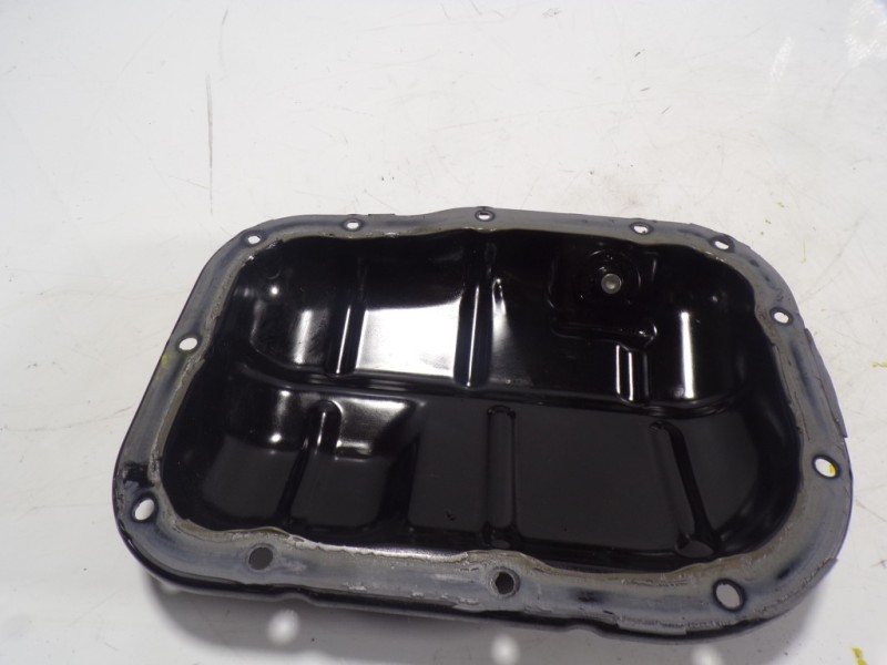 Recambio de carter para toyota prius+ advance referencia OEM IAM 121020T040  