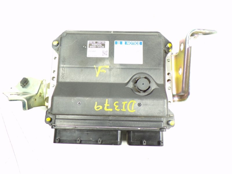 Recambio de centralita motor uce para toyota prius+ advance referencia OEM IAM 8966047730 8966147C20 