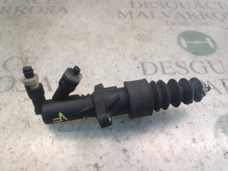Recambio de bombin embrague para peugeot 207 x-line referencia OEM IAM   