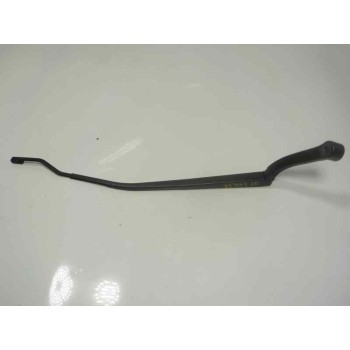 BRAZO LIMPIA DELANTERO DERECHO 