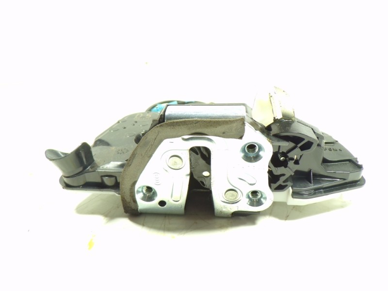 Recambio de cerradura puerta delantera derecha para toyota prius+ advance referencia OEM IAM 6903062010 90819132 90819132