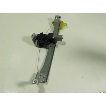 ELEVALUNAS DELANTERO DERECHO 807200713R 128001471B 19031060004