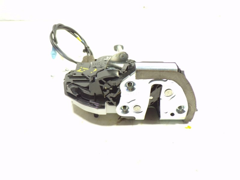 Recambio de cerradura puerta trasera izquierda para toyota prius+ advance referencia OEM IAM 6906048060 90819103 90819103