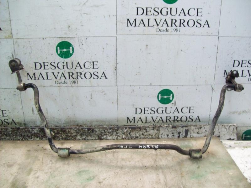 Recambio de barra estabilizadora trasera para bmw serie 3 berlina (e46) 320d referencia OEM IAM 33551095758  