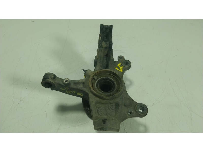Recambio de mangueta delantera izquierda para citroën c4 picasso ii 1.2 thp 130 referencia OEM IAM 1610137880  