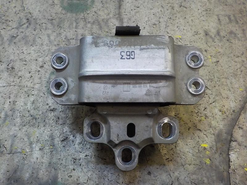 Recambio de soporte cambio para volkswagen passat berlina (3c2) 2.0 tdi referencia OEM IAM 3C0199555AA  