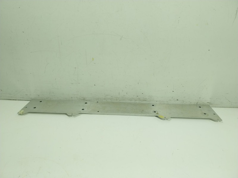 Recambio de travesaño inferior para bmw 4 descapotable (g23, g83) 420 i referencia OEM IAM 51717439127 743912708 