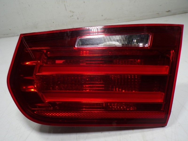 Recambio de piloto trasero derecho interior para bmw serie 3 touring (f31) 320d referencia OEM IAM 63217372794 18361112 