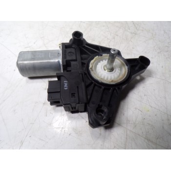 MOTOR ELEVALUNAS TRASERO DERECHO A2139060602 A2139060602 