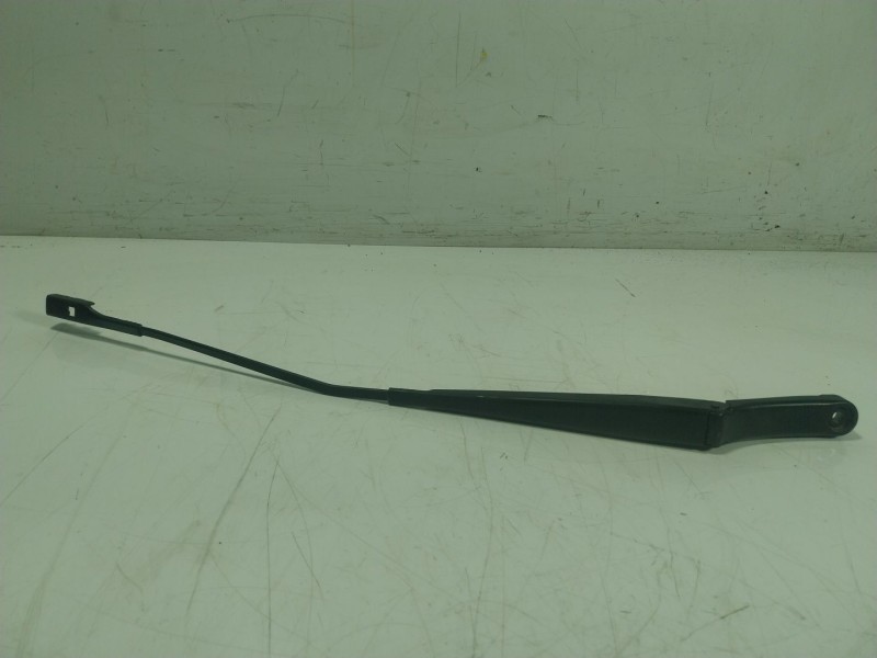 Recambio de brazo limpia delantero derecho para audi q5 (8rb) 2.0 tdi quattro referencia OEM IAM 8R1955408B1P9  