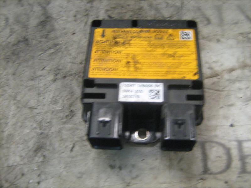 Recambio de centralita airbag para ford fiesta (cbk) ghia referencia OEM IAM   