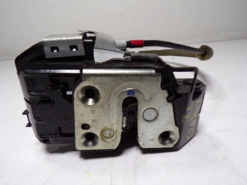 Recambio de cerradura puerta trasera izquierda para nissan qashqai (j11) 1.2 16v cat referencia OEM IAM 825014EA2A  