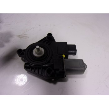 MOTOR ELEVALUNAS TRASERO DERECHO 51357455084 7457252 