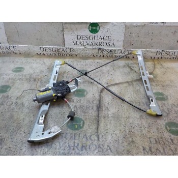 ELEVALUNAS DELANTERO DERECHO 