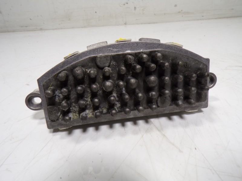 Recambio de resistencia calefaccion para bmw serie 3 touring (f31) 320d referencia OEM IAM 64119276112 927611201 