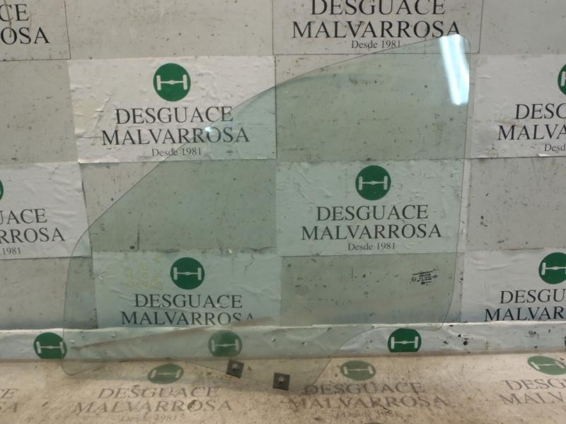 Recambio de cristal puerta delantero izquierdo para dacia logan ambiance referencia OEM IAM 6001546702  