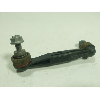 TIRANTE TRASERO DERECHO 33506785608 678500604 