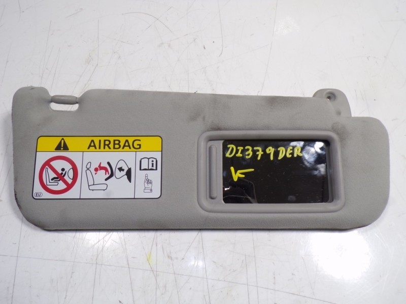 Recambio de parasol derecho para toyota prius+ advance referencia OEM IAM 7431047320B0  