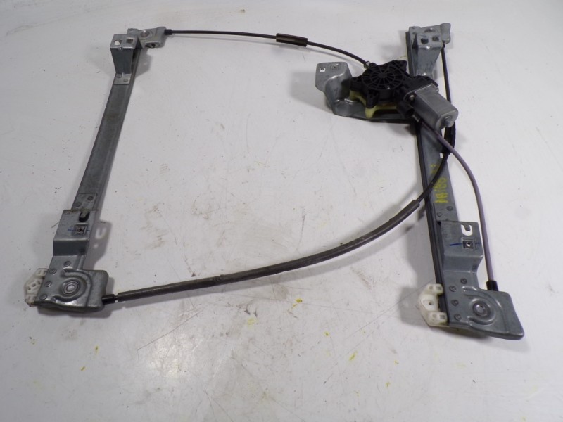 Recambio de elevalunas delantero izquierdo para renault kangoo 1.5 dci diesel fap referencia OEM IAM   